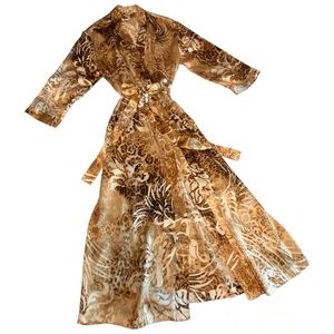 Neiman Marcus 100% silk Full Length Robe Flora Fauna Print